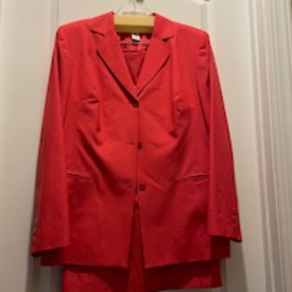 New Coral Suit